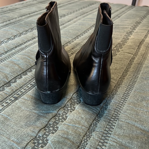 Munro American Lilian Black leather booties - Picture 3 of 7